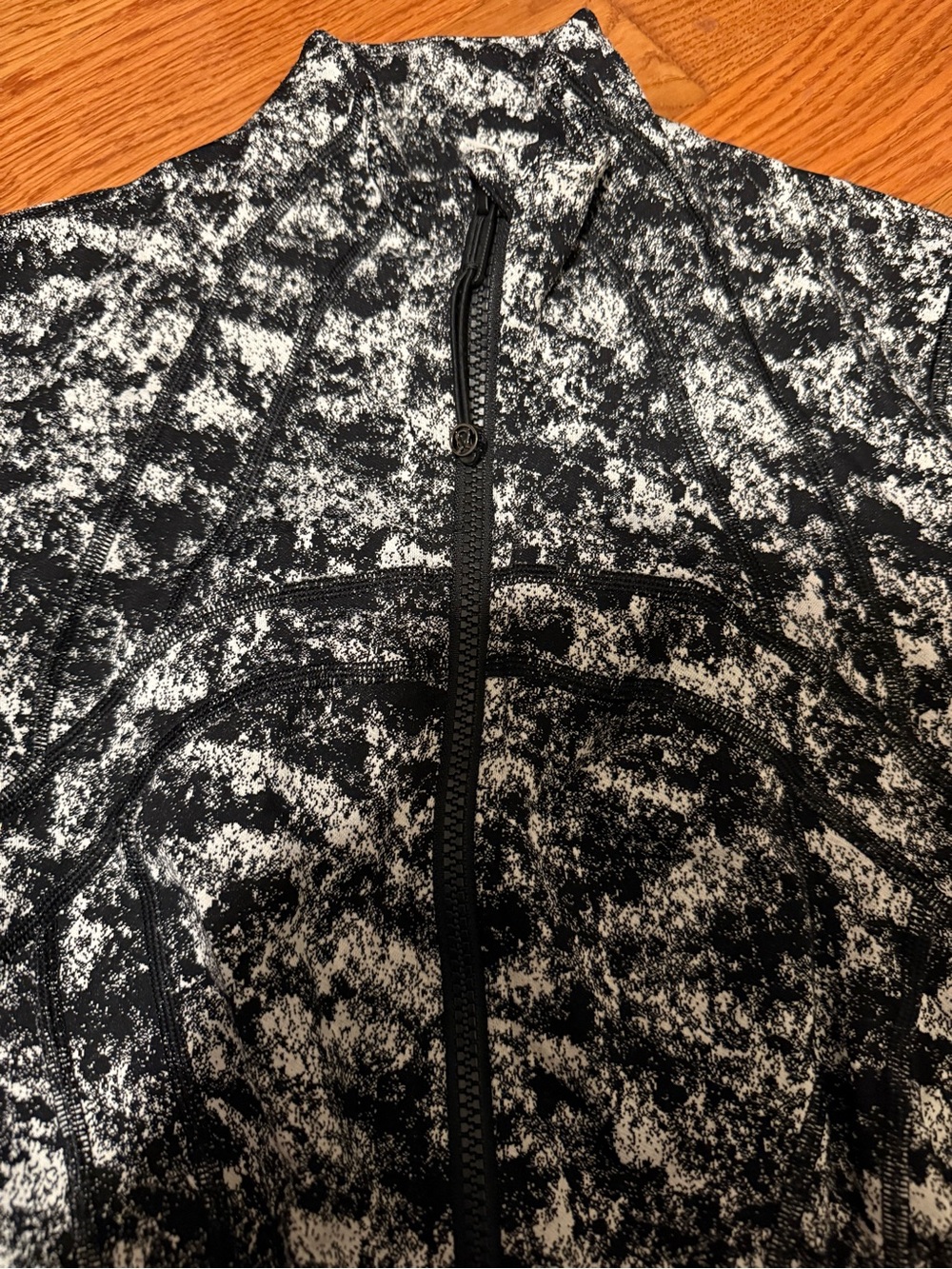 Lululemon define jacket - Picture 2 of 6
